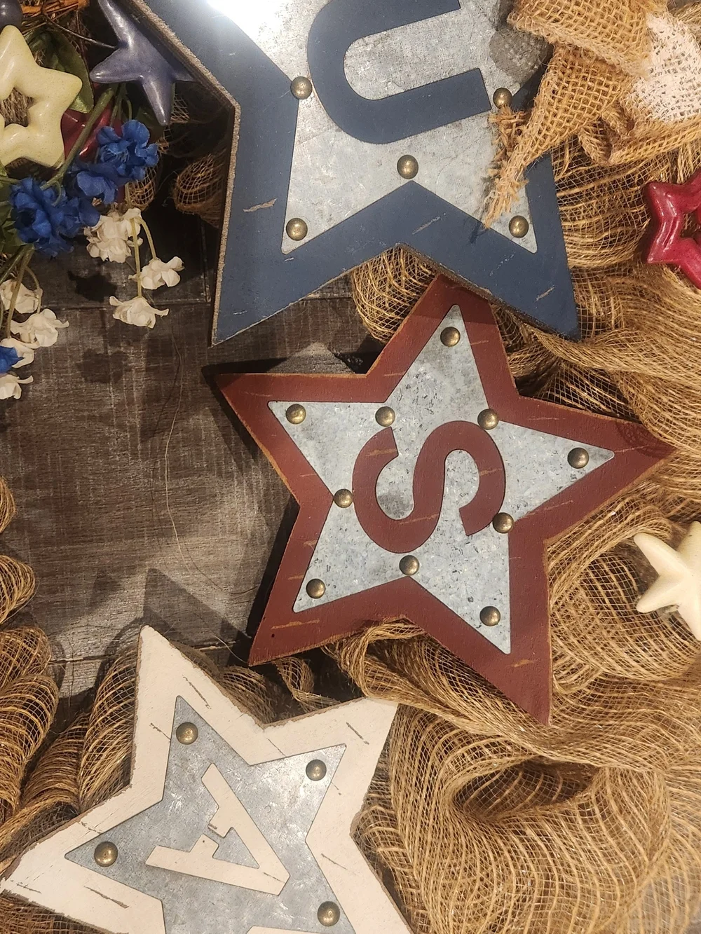 Light Up Patriotic Burlap Wreath with Red, White & Blue Stars. Burlap